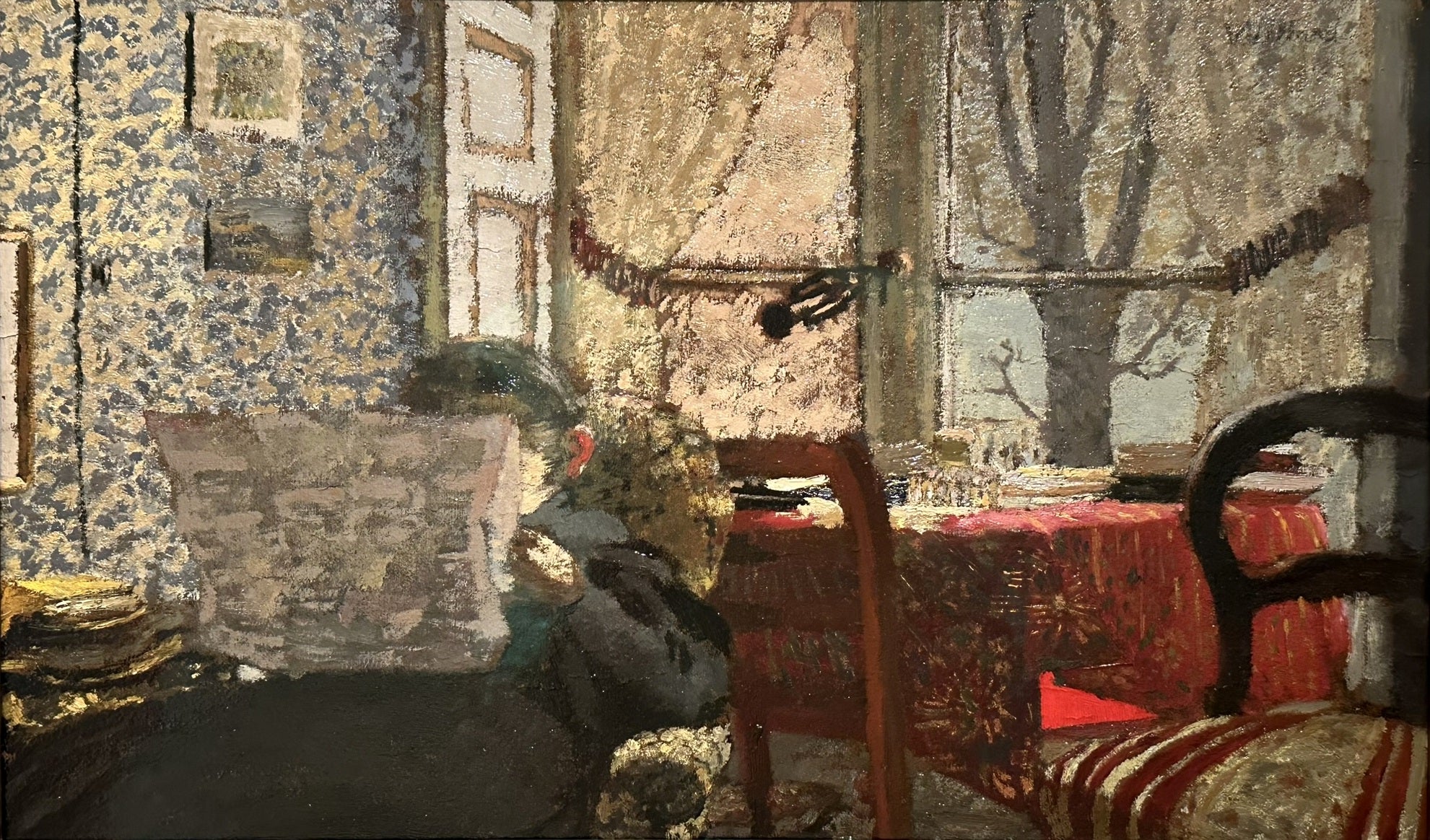 Madame Vuillard lisant le journal - Édouard Vuillard